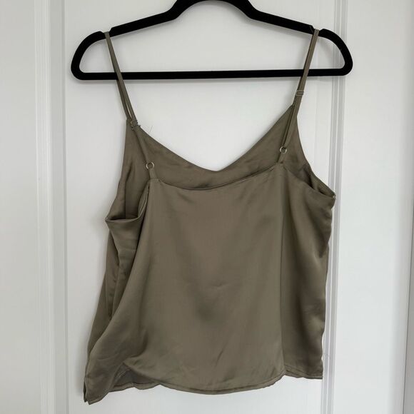 JJXX | Satin Top - Picture 4 of 9